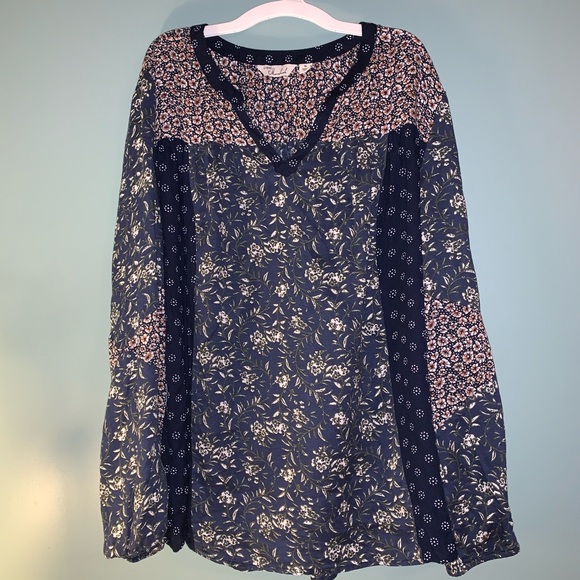 ⭐️ Caffe Marrakesh Peasant V Neck - Picture 7 of 9